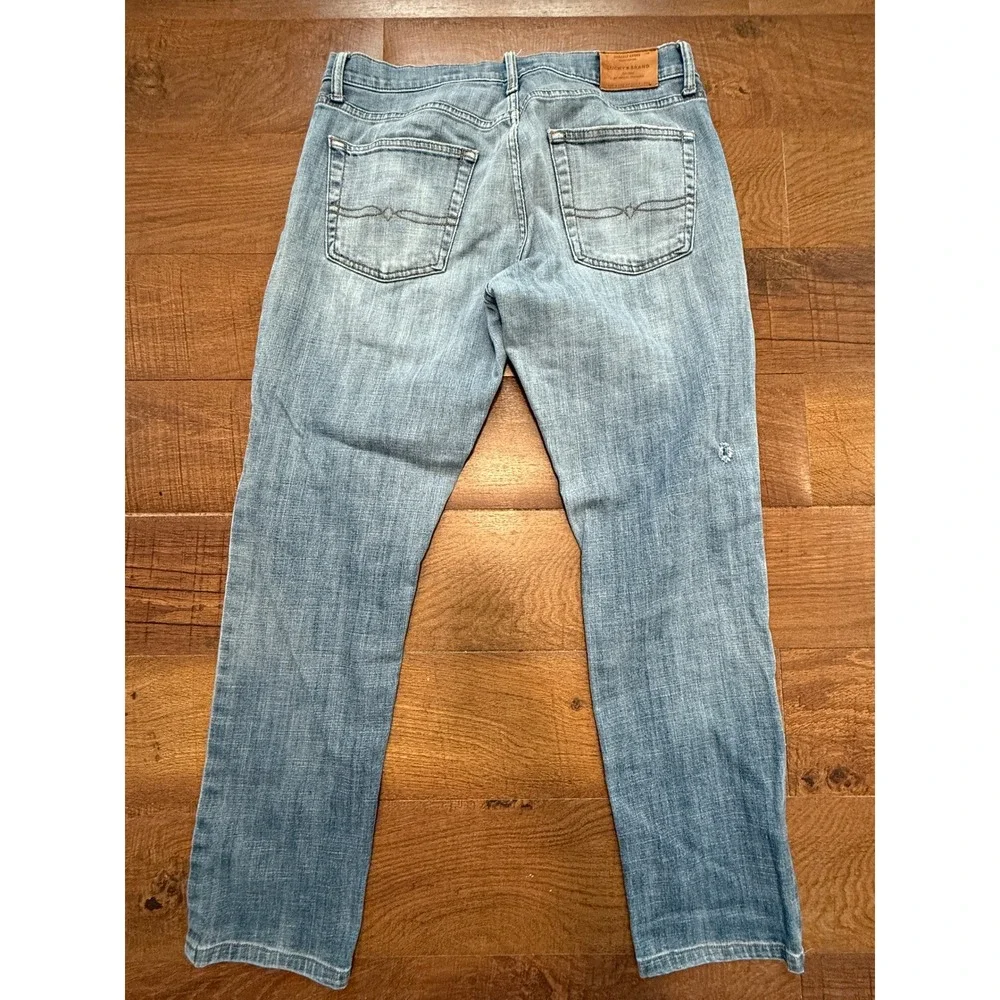 Lucky Brand 221 Straight Jeans Mens 34x32 Blue Distressed Medium Wash Denim